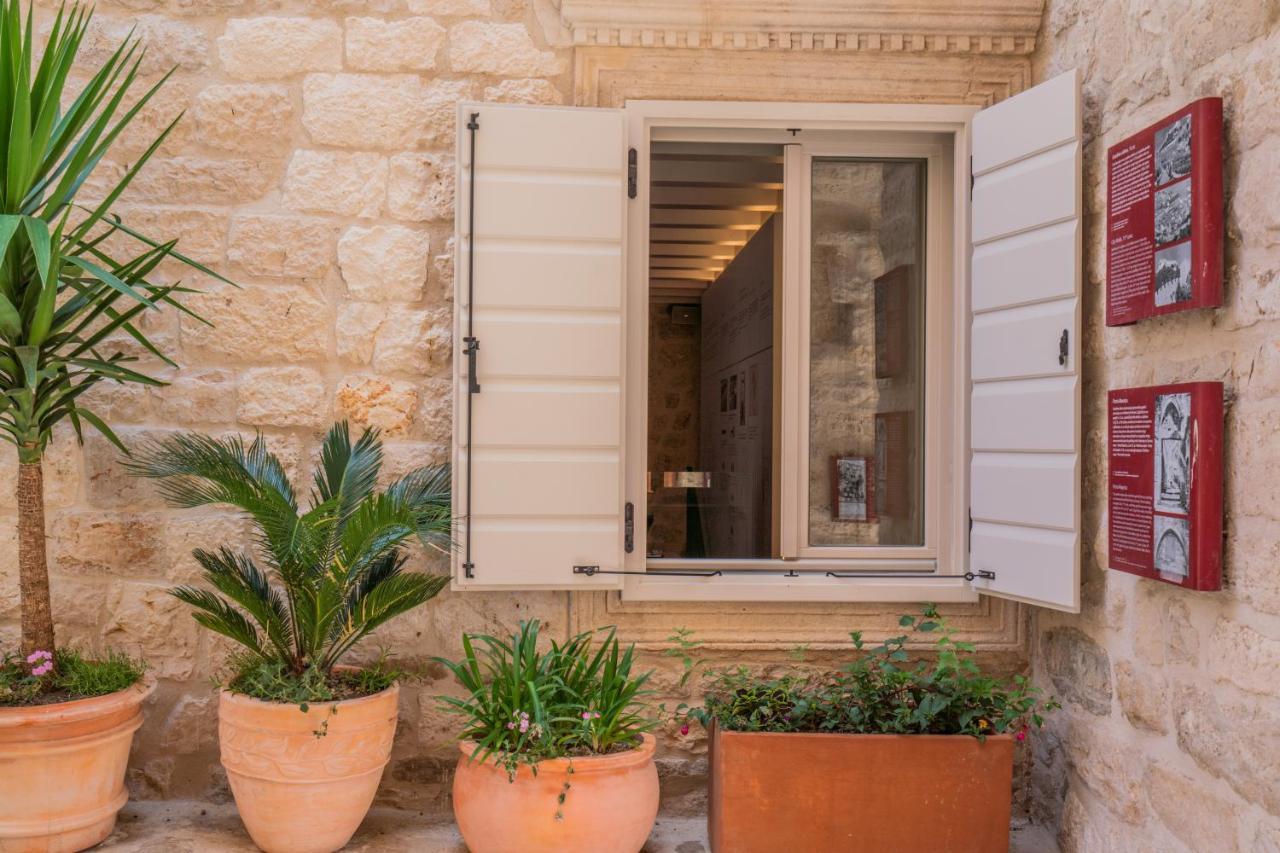 Porta Maestra * Hvar Town
